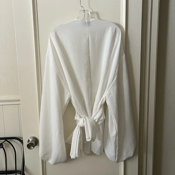 ASOS CURVE white blouse - Picture 3 of 5